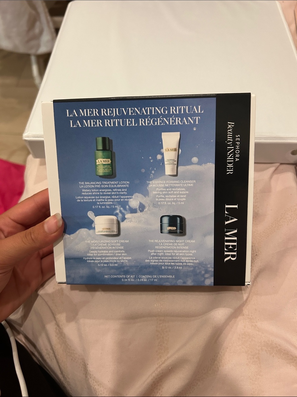La Mer Skincare Set in Blue and Black Packaging
